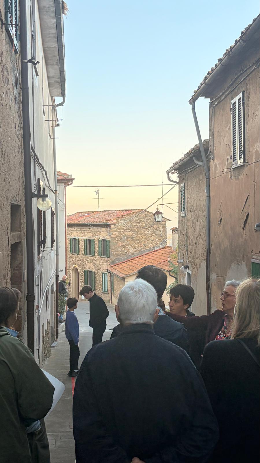 FIL-ROUGE-RANDOM-WALKING-TOUR-SCENE-6