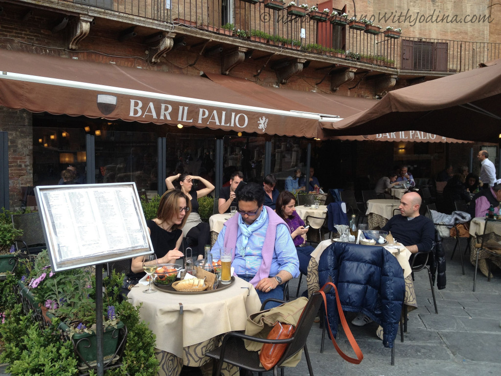 Bar Palio patrons Piazza del Campo siena italy - jodina